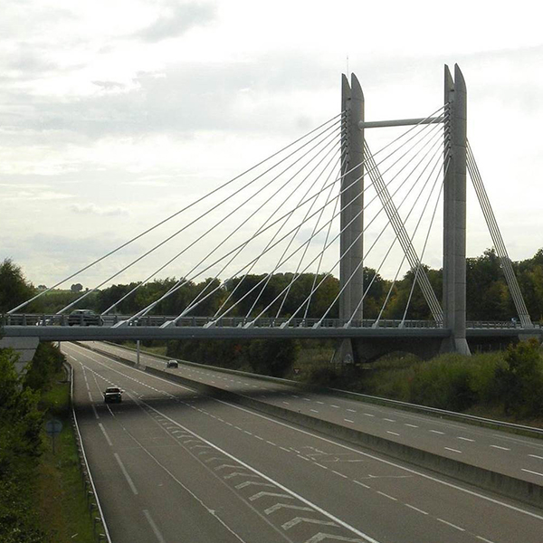 Pont de Beauvais sur l'A16